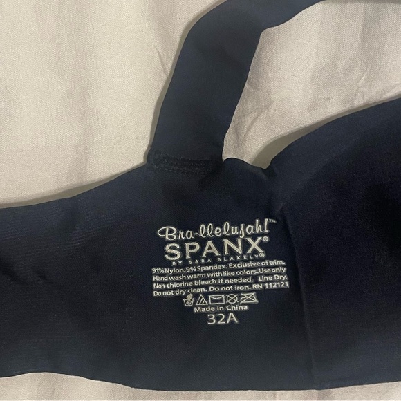 SPANX Bra NWOT 32A - Picture 2 of 2